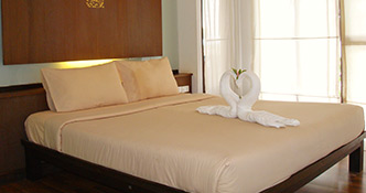 Baan Yong Yuth Buri Beach bungalow package